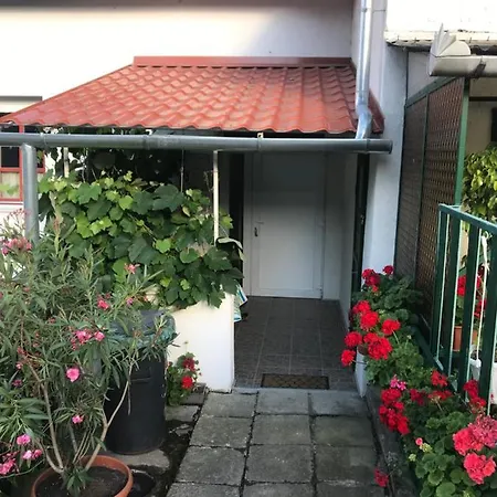 Klari Apartman Appartamento Balatonalmádi