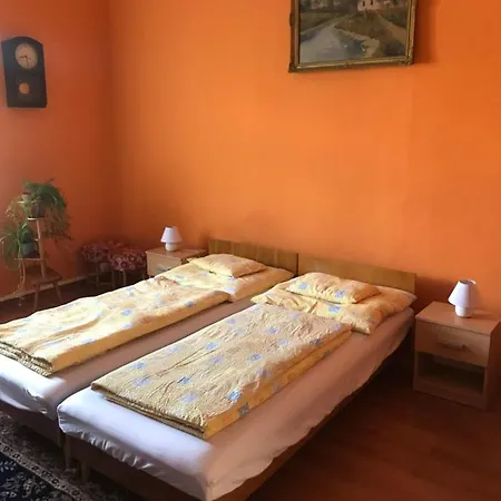 Klari Apartman * Balatonalmádi